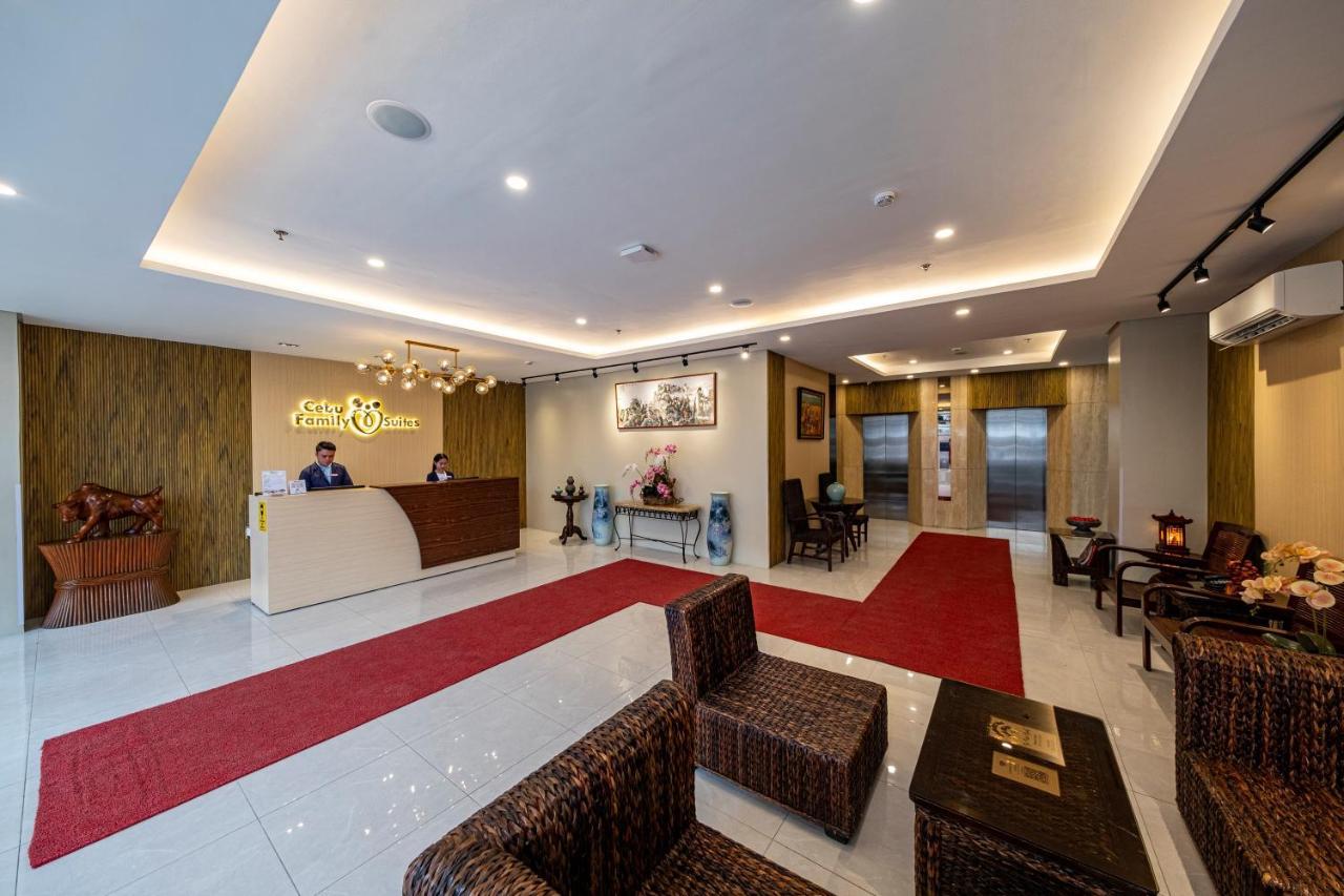 Cebu Family Suites Powered By Cocotel Exterior photo